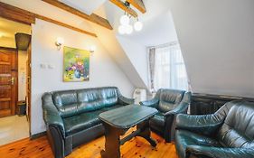 Zielony By Oneapartments